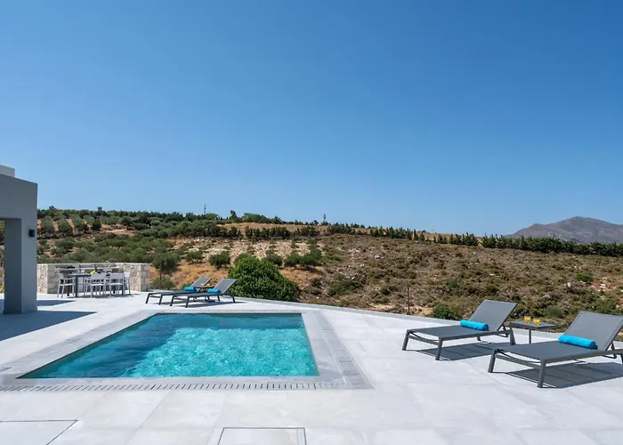 Luxurious Villa Cretan Aura With Private Heated Pool, Jacuzzi And Playroom