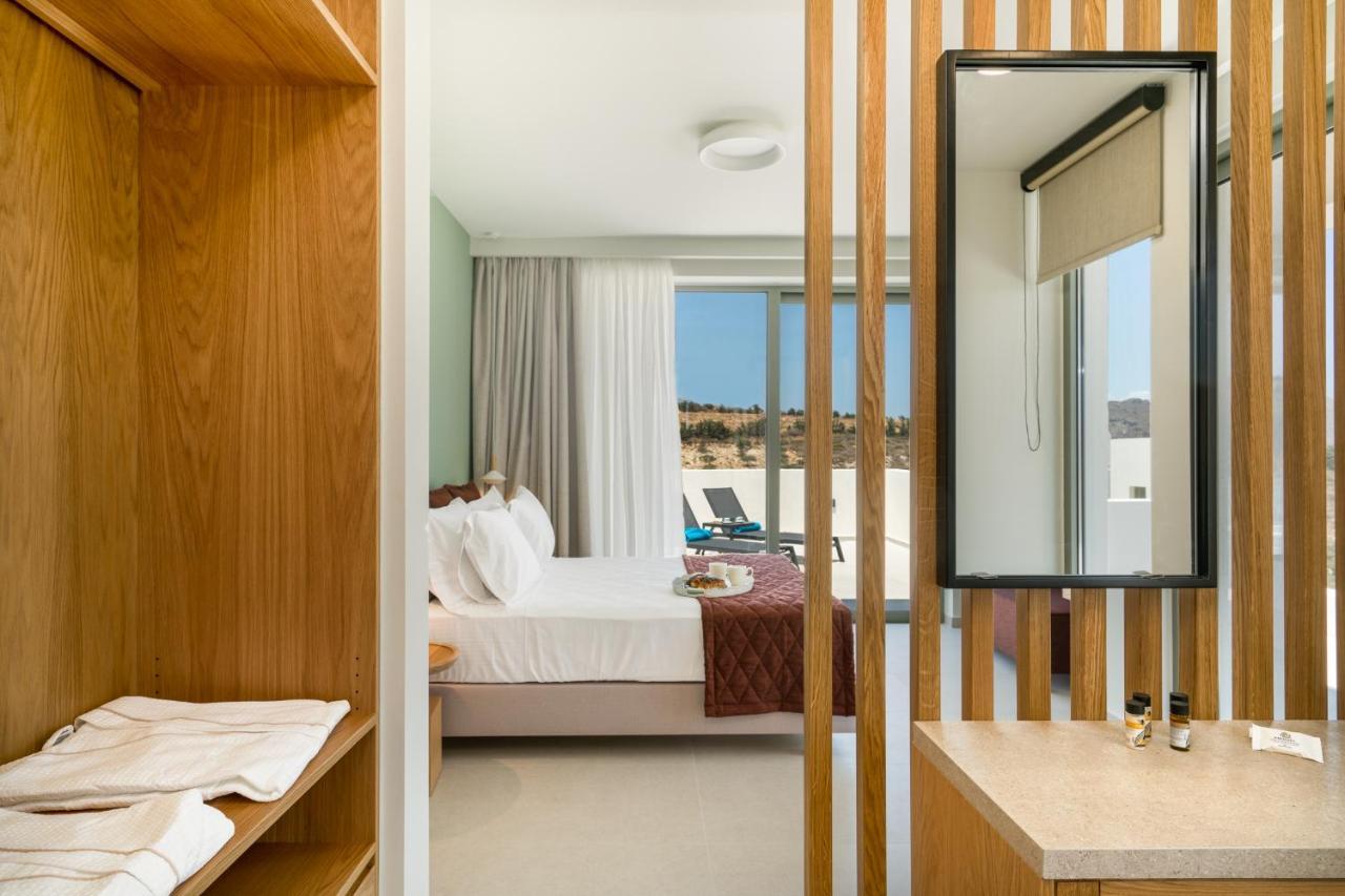 Luxurious Cretan Aura With Private Heated Pool, Jacuzzi And Playroom Agios Ioannis (Gramvousa)