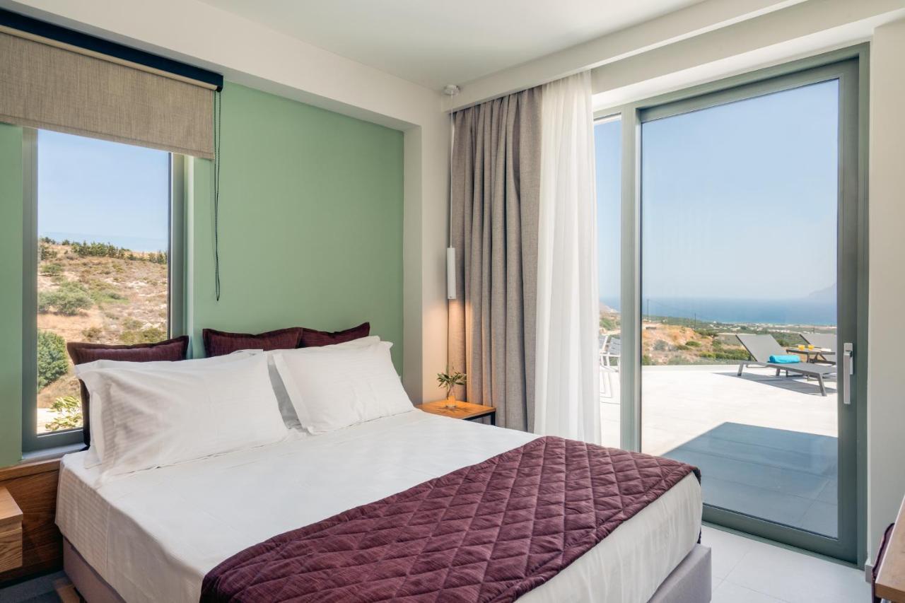 Luxurious Cretan Aura With Private Heated Pool, Jacuzzi And Playroom * Agios Ioannis (Gramvousa)